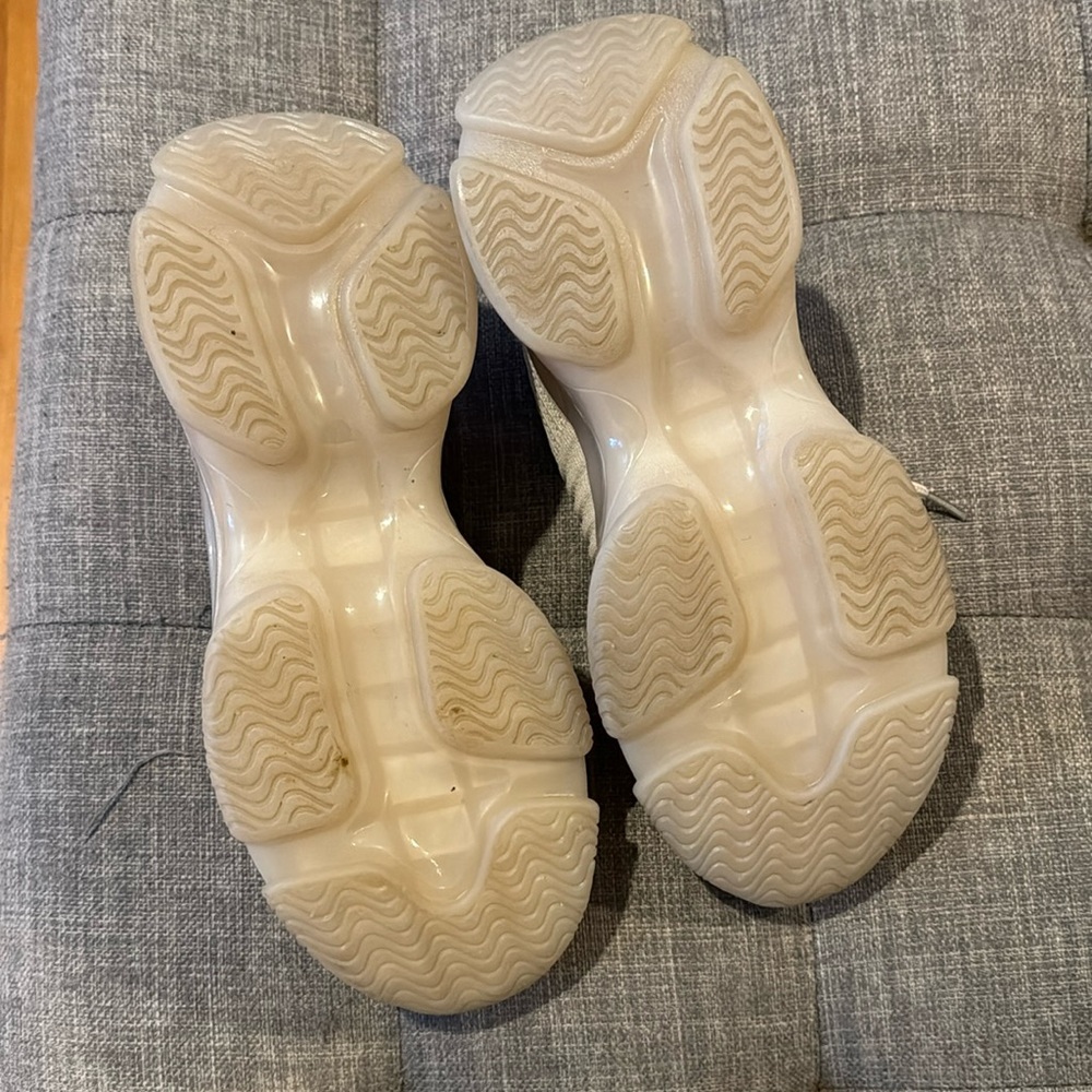 Cushionaire women’s size 9